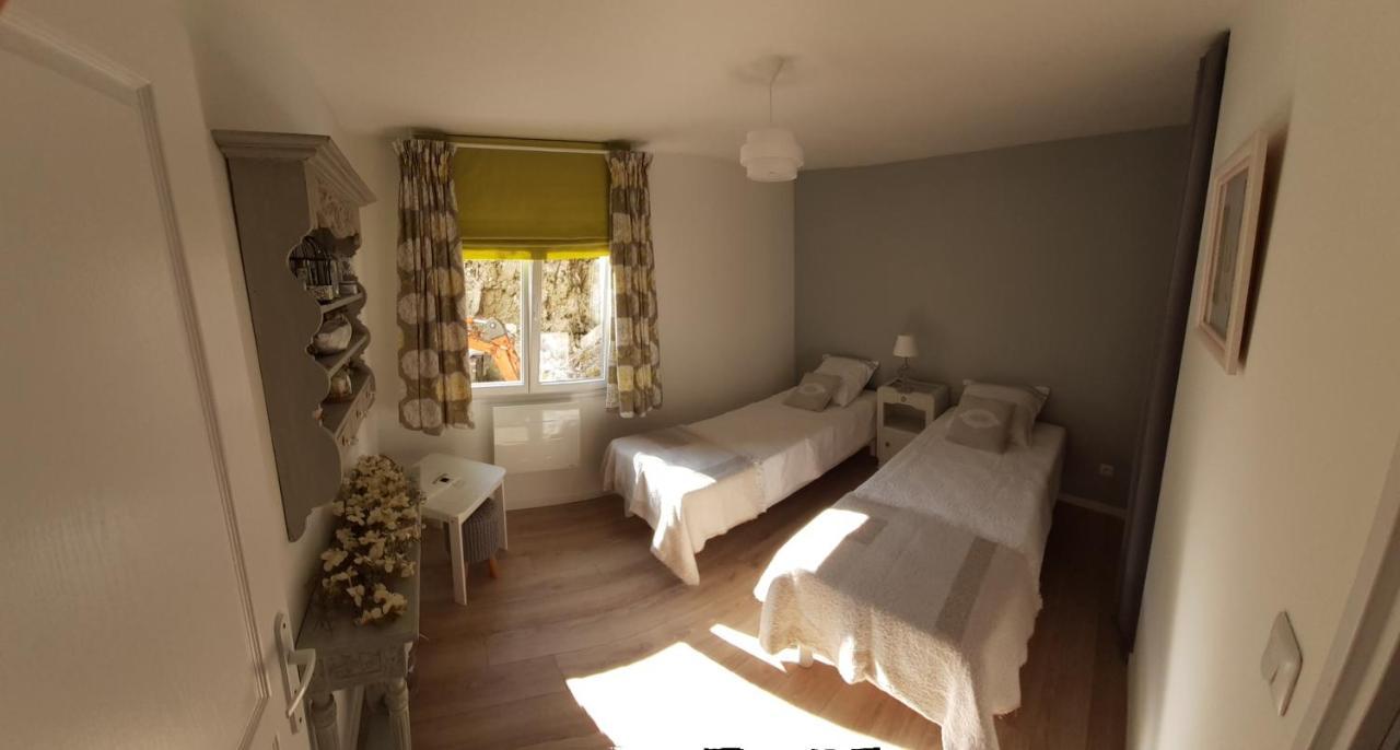 Adorable Maison D'Hotes Bordee D'Etangs Au Calme. Grandcourt  Eksteriør billede
